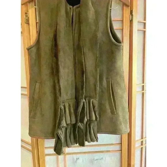 Women’s Sherling Vest Moss Green, Hook N Eye Closure W/ Sherling Scarf, Small - Picture 3 of 15